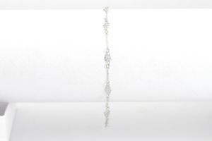 Ezüst bokalánc virág alakú szemekből - 