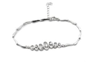 Ezüst karkötő modern mintával köves - 