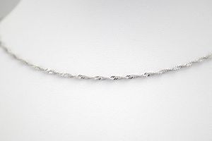 Ezüst nyaklánc elegáns vékony szingapúri ródiumbevonatos 3mm - 