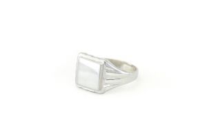 Férfi ezüst pecsétgyűrű vésett mintával - Férfi ezüst gyűrű