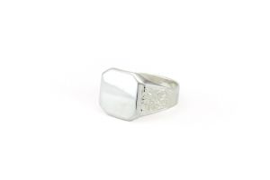 Férfi ezüst pecsétgyűrű virágmintás - Férfi ezüst gyűrű