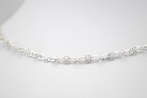 Áttört virágos ezüst nyaklánc - 