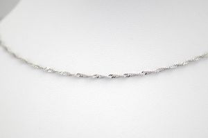  Elegáns vékony sodort ródiumbevonatú 2,5mm széles ezüst nyaklánc - 