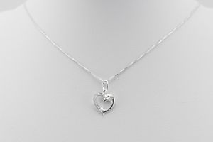 Ezüst medál szív és delfin mintával - 