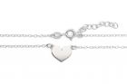 Ezüst nyaklánc apró fényes szív medállal